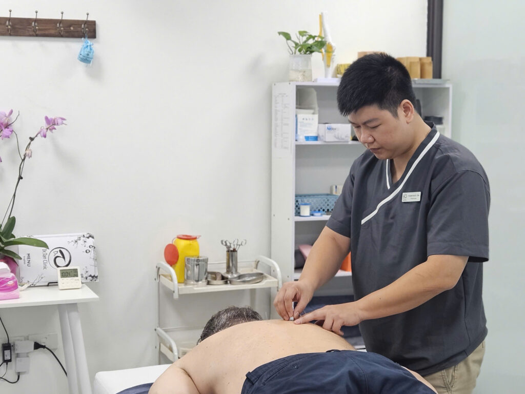 Cham-cuu-giam-dau-tai-drtanclinic 